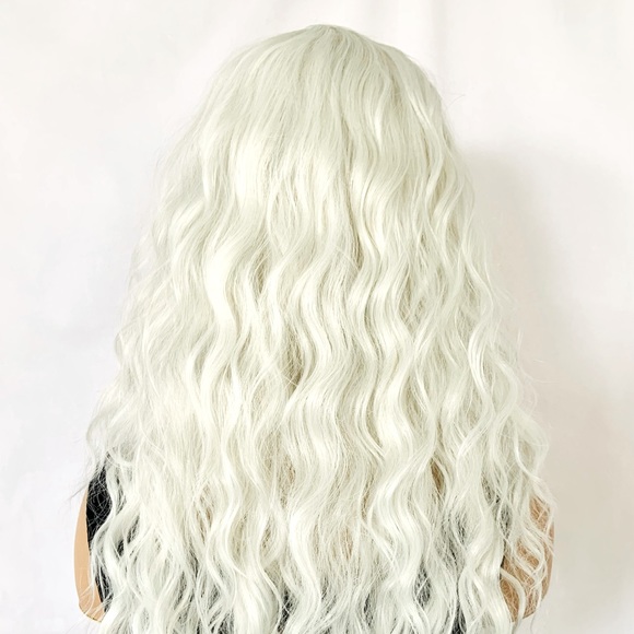 “Put On & Go” White Premium Fiber Wig with Bangs for Daily Wear or Events 🤍 - Picture 8 of 9